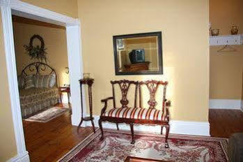The Harbourfront Inn Saint Catharines Bagian luar foto